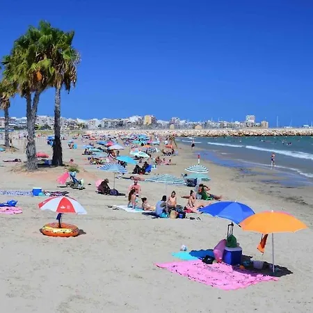 Cozy With Port View Apartamento Torrevieja